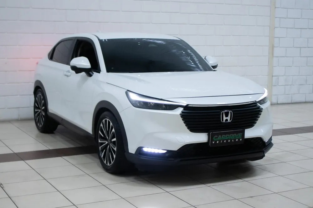 Honda HR-V 2023 branco, vista dianteira
